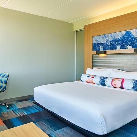 Отель Aloft San Antonio Airport Экстерьер фото