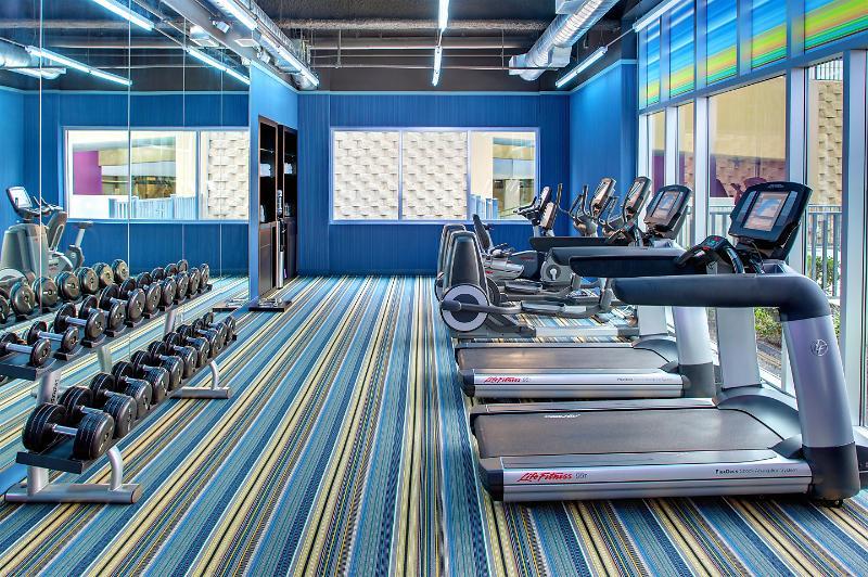 Отель Aloft San Antonio Airport Экстерьер фото