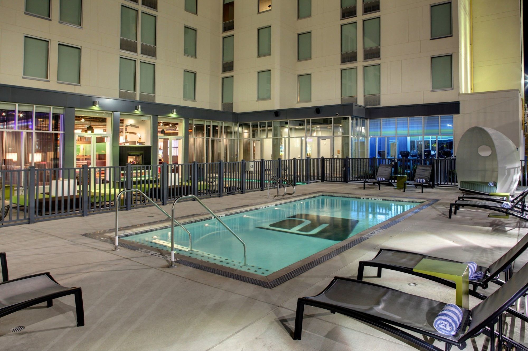 Отель Aloft San Antonio Airport Экстерьер фото