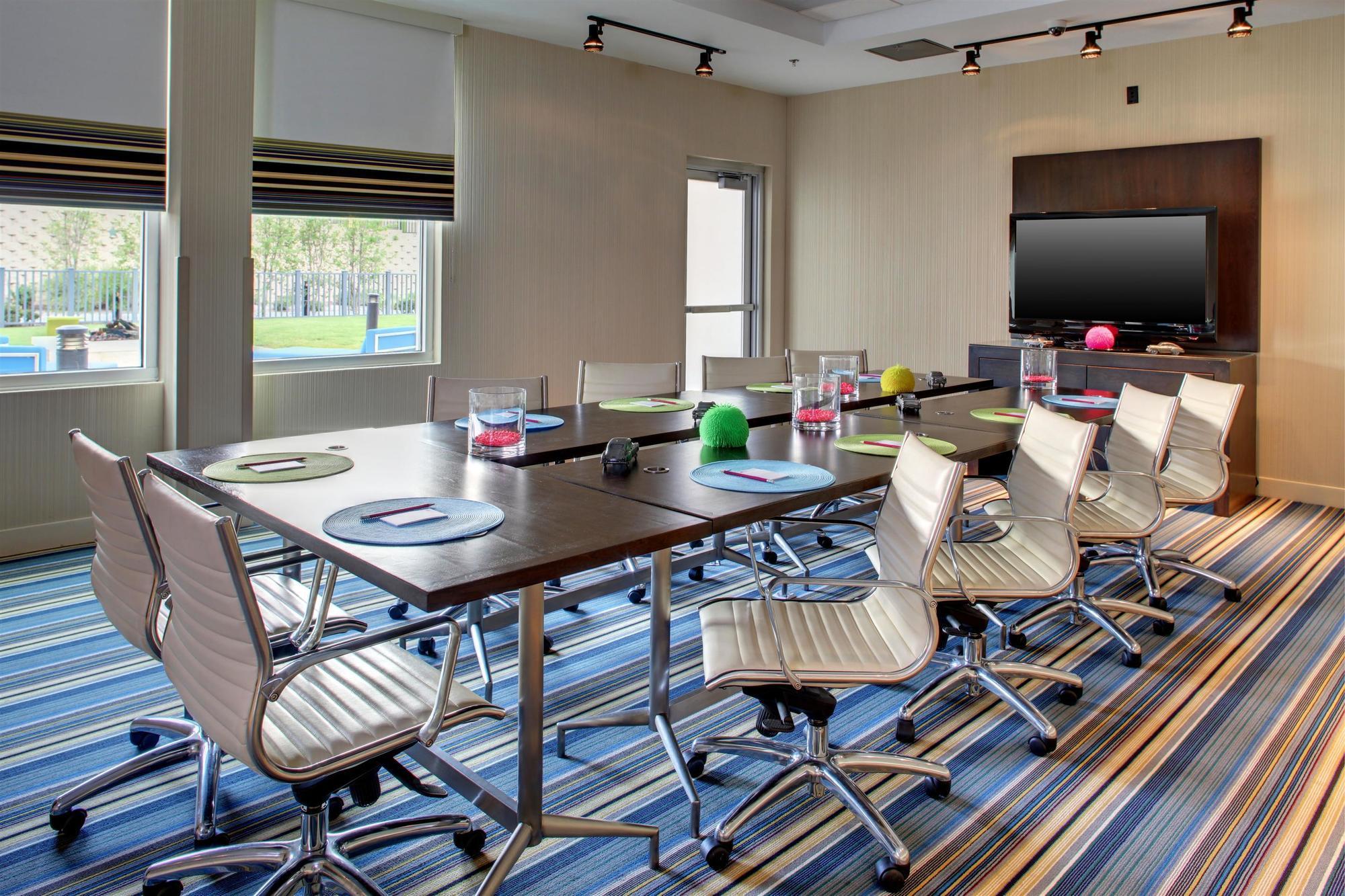 Отель Aloft San Antonio Airport Экстерьер фото