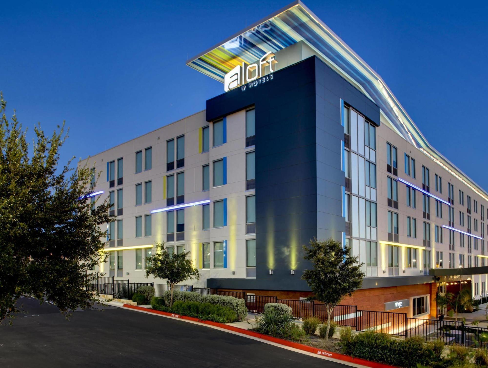 Отель Aloft San Antonio Airport Экстерьер фото
