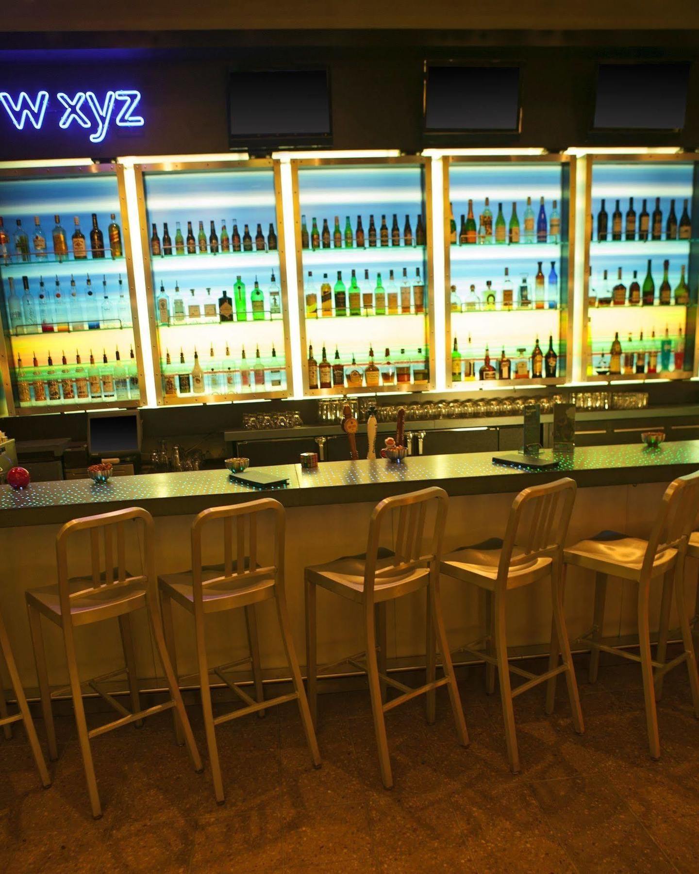 Отель Aloft San Antonio Airport Экстерьер фото