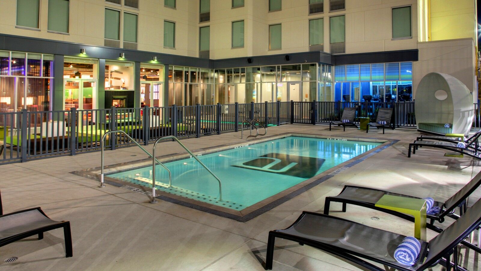 Отель Aloft San Antonio Airport Экстерьер фото